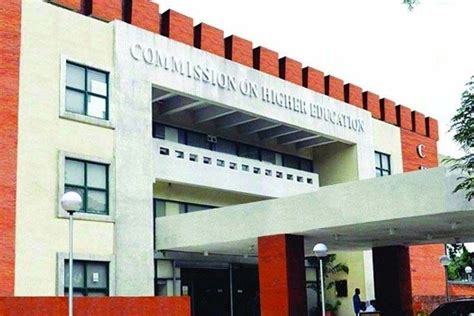 CHED orders PCU to explain unauthorized programs.